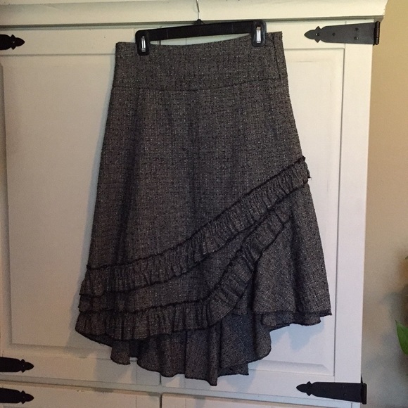 Asymmetrical wool skirt and stylish - Picture 3 of 11
